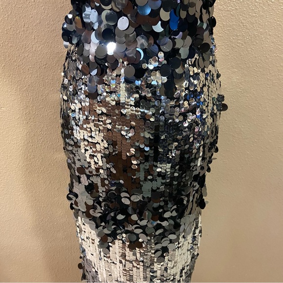 NWOT Lulus Superior Shine Silver Sequin Lace-Up Midi Bodycon Dress - Picture 4 of 11